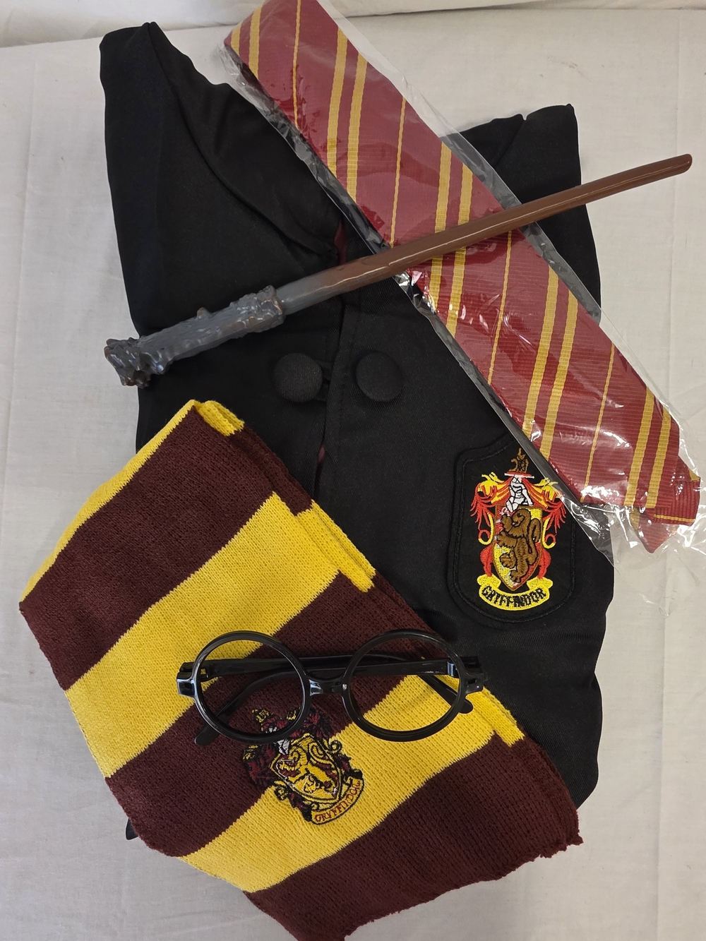 NEW Harry Potter Costume Accessories Halloween Cape Scarf Glasses Wand Cosplay - Picture 2 of 7